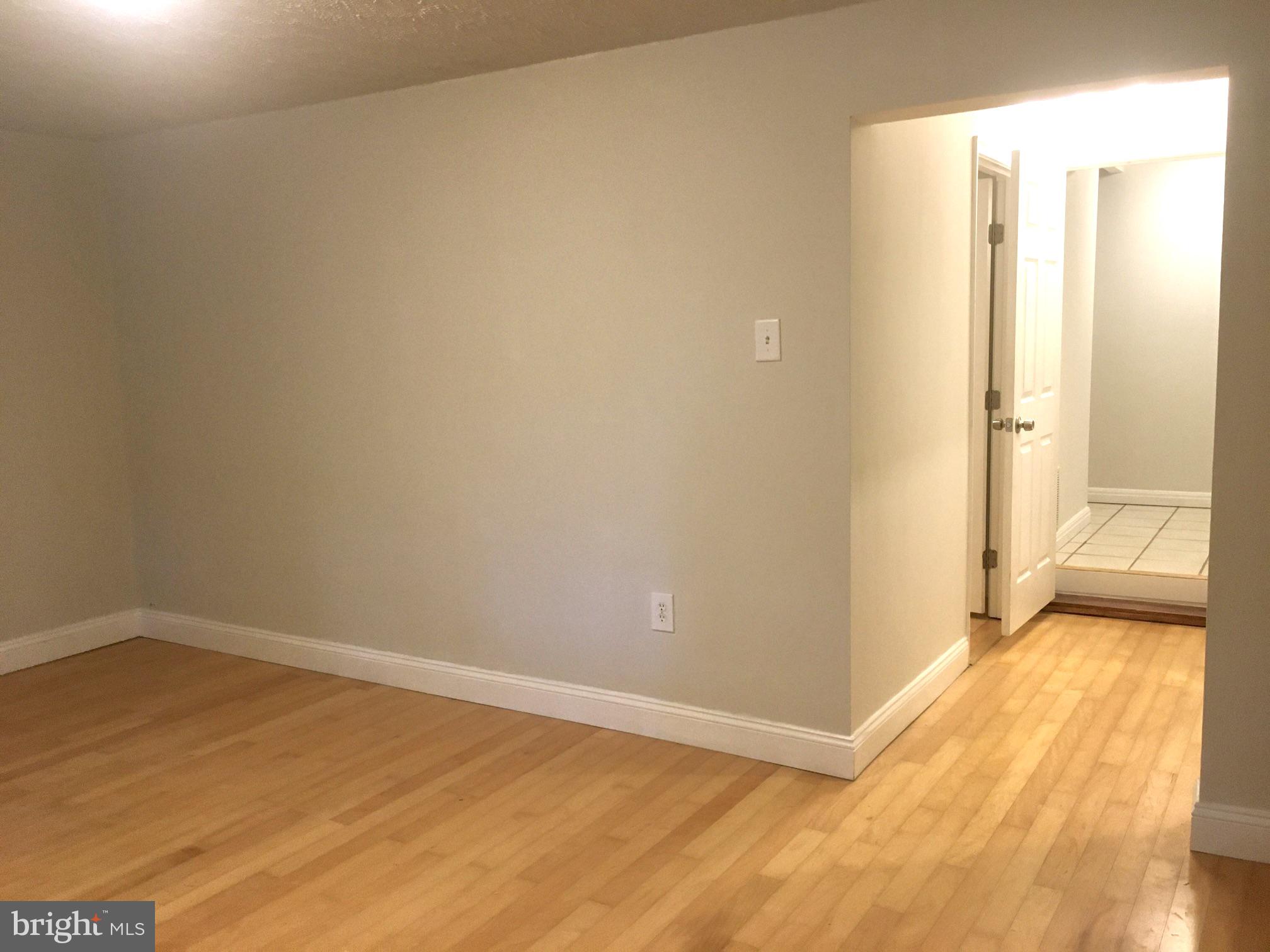 OAKMONT - Residential Lease