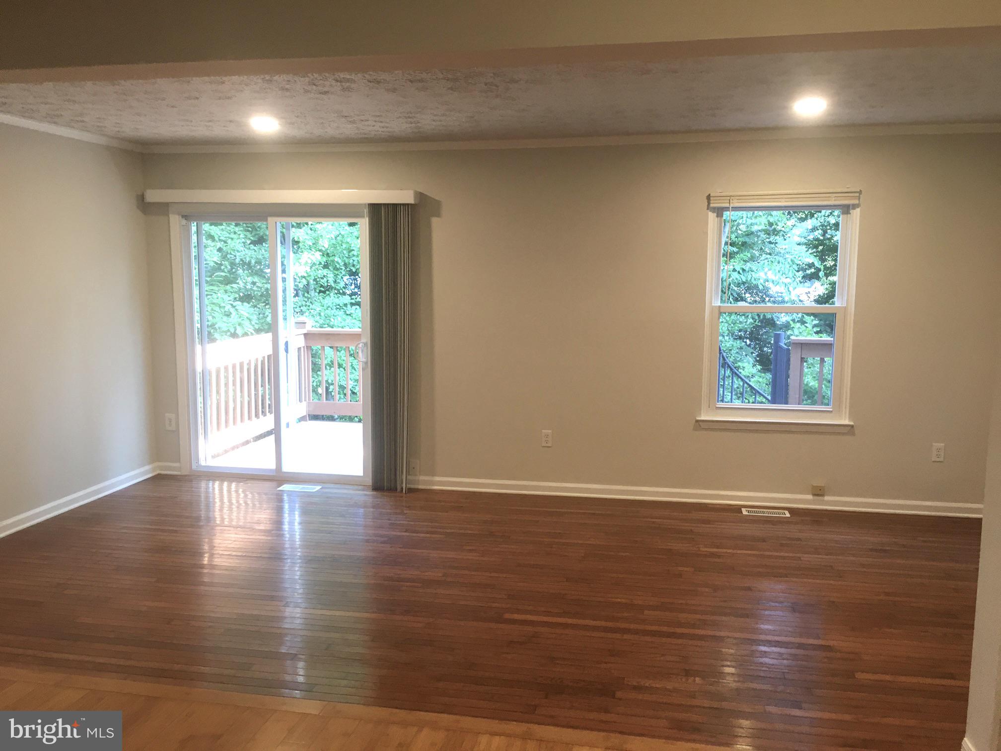 OAKMONT - Residential Lease