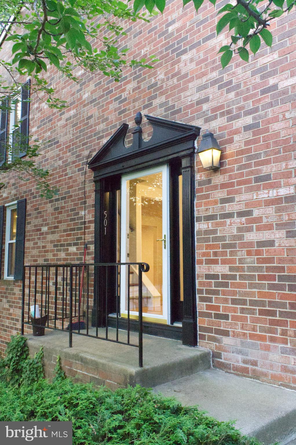 OAKMONT - Residential Lease