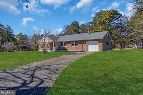 Photo of 509 Evergreen Avenue, BERLIN, NJ 08009 (MLS # NJCD2086180)