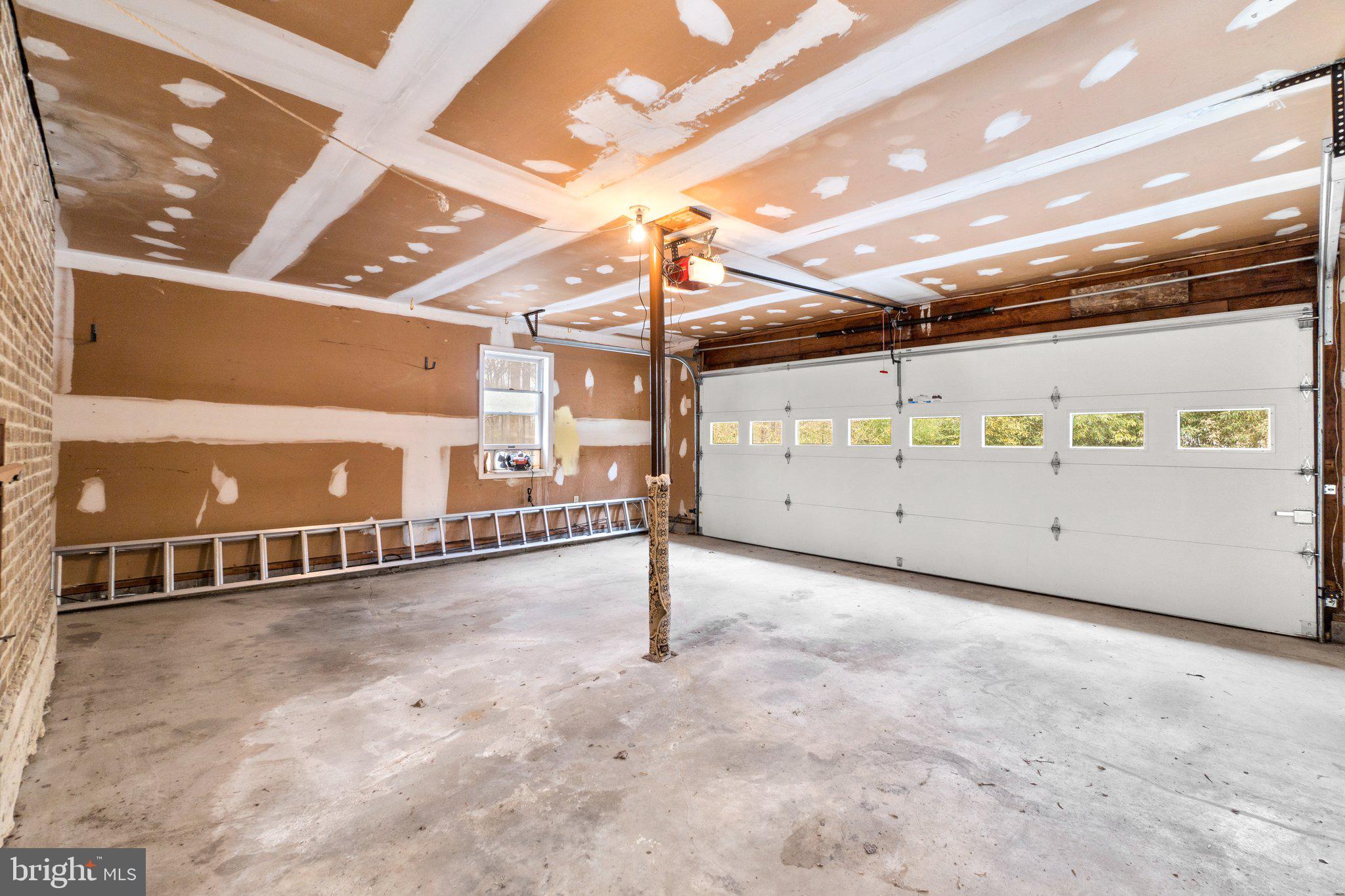 WOODMARK - Residential