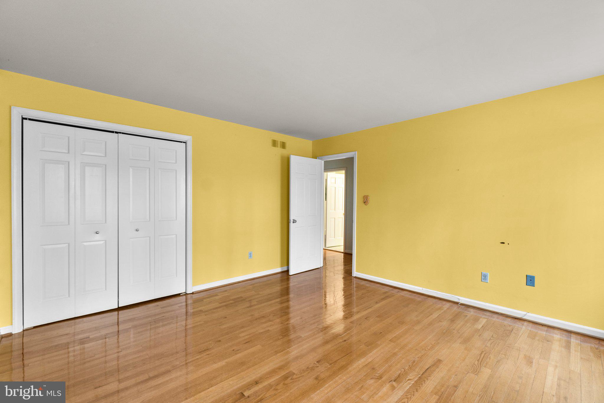 WOODMARK - Residential