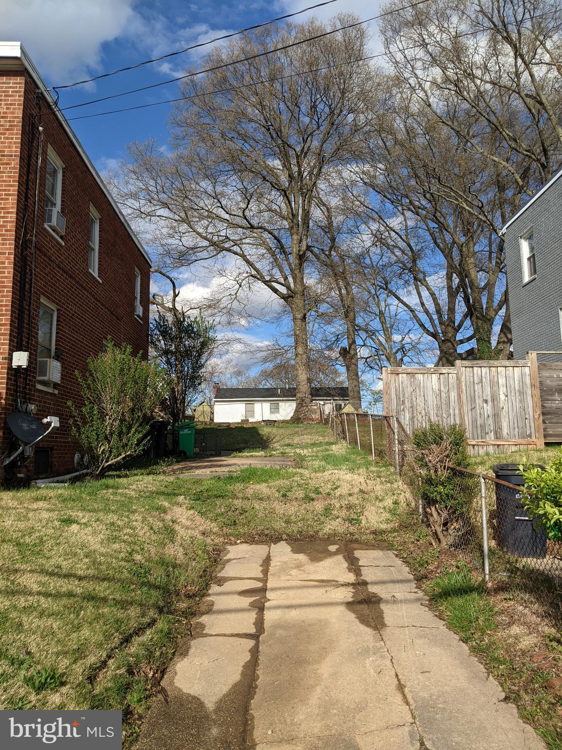 BOOKER T HOMES - Residential Lease