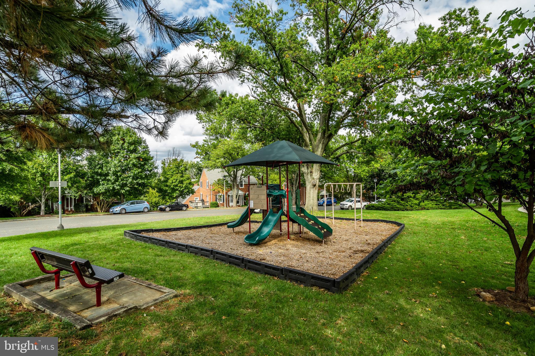 FAIRLINGTON - Residential