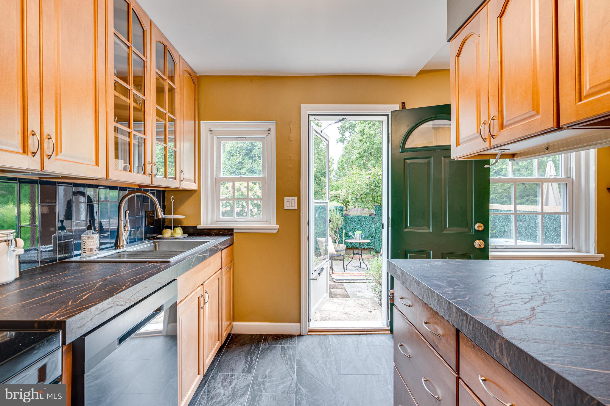 FAIRLINGTON - Residential
