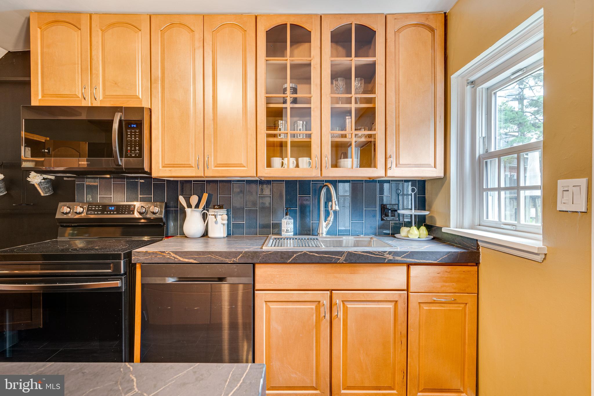 FAIRLINGTON - Residential