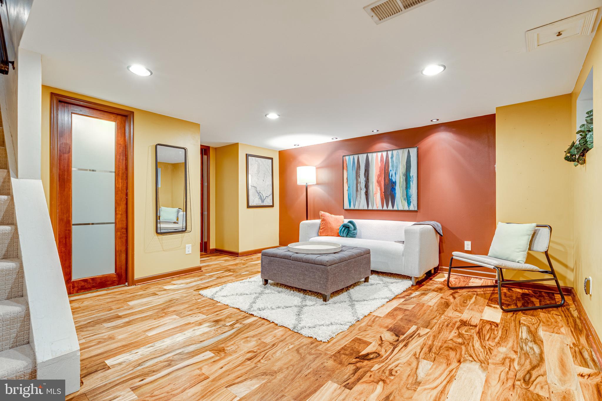FAIRLINGTON - Residential