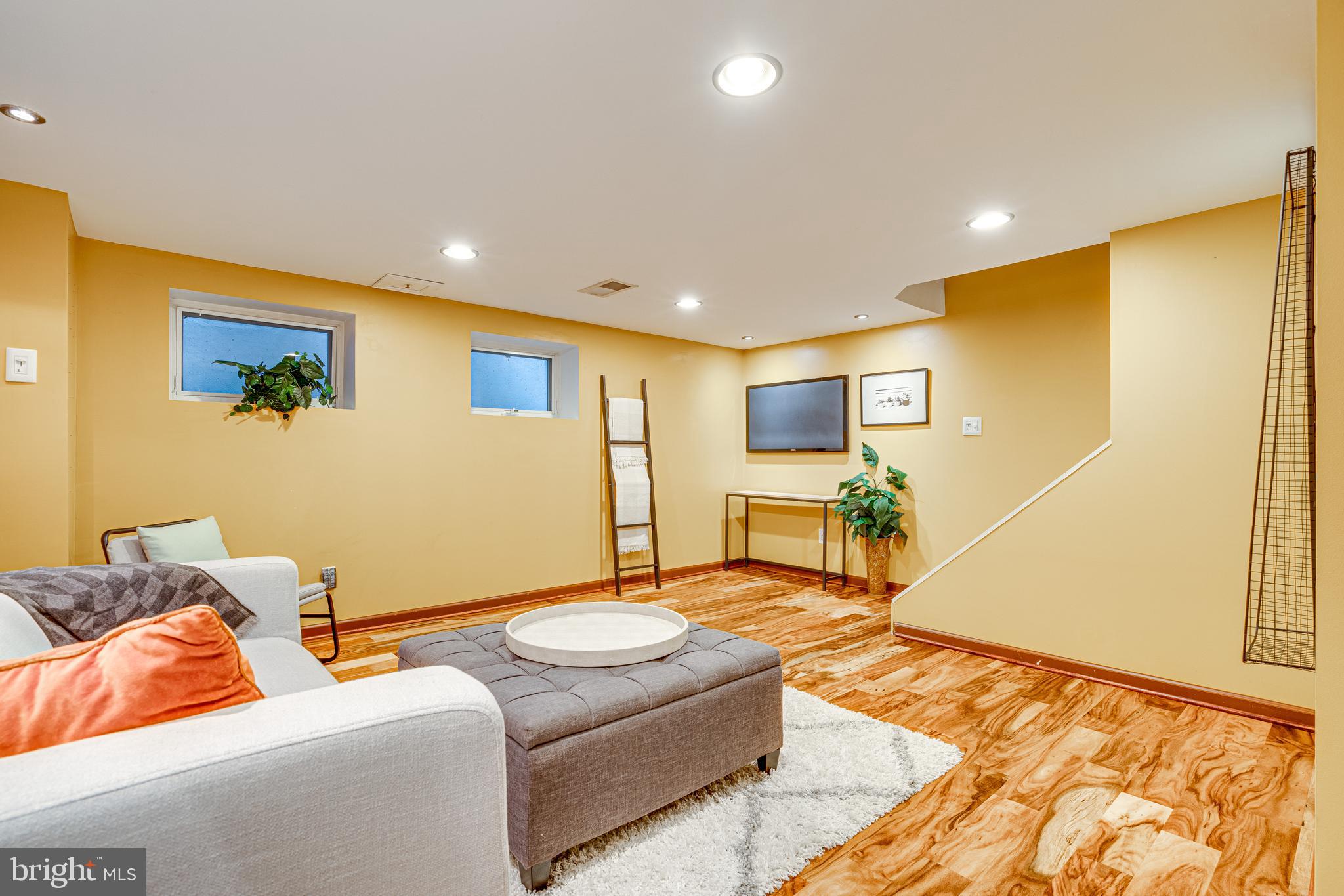 FAIRLINGTON - Residential