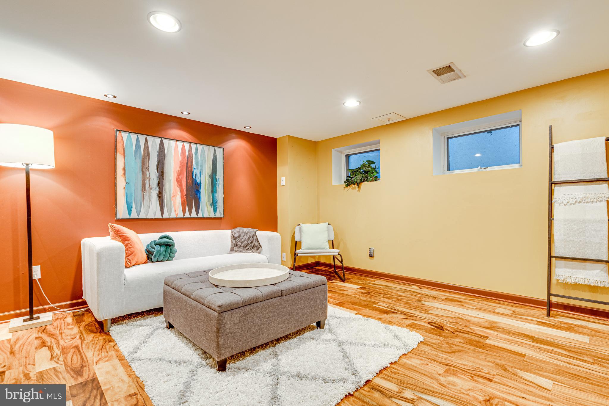 FAIRLINGTON - Residential