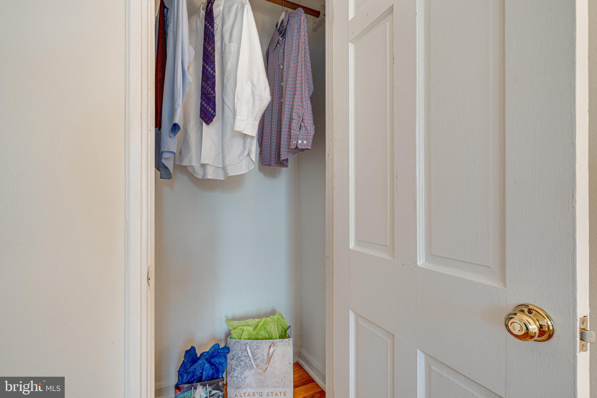 FAIRLINGTON - Residential