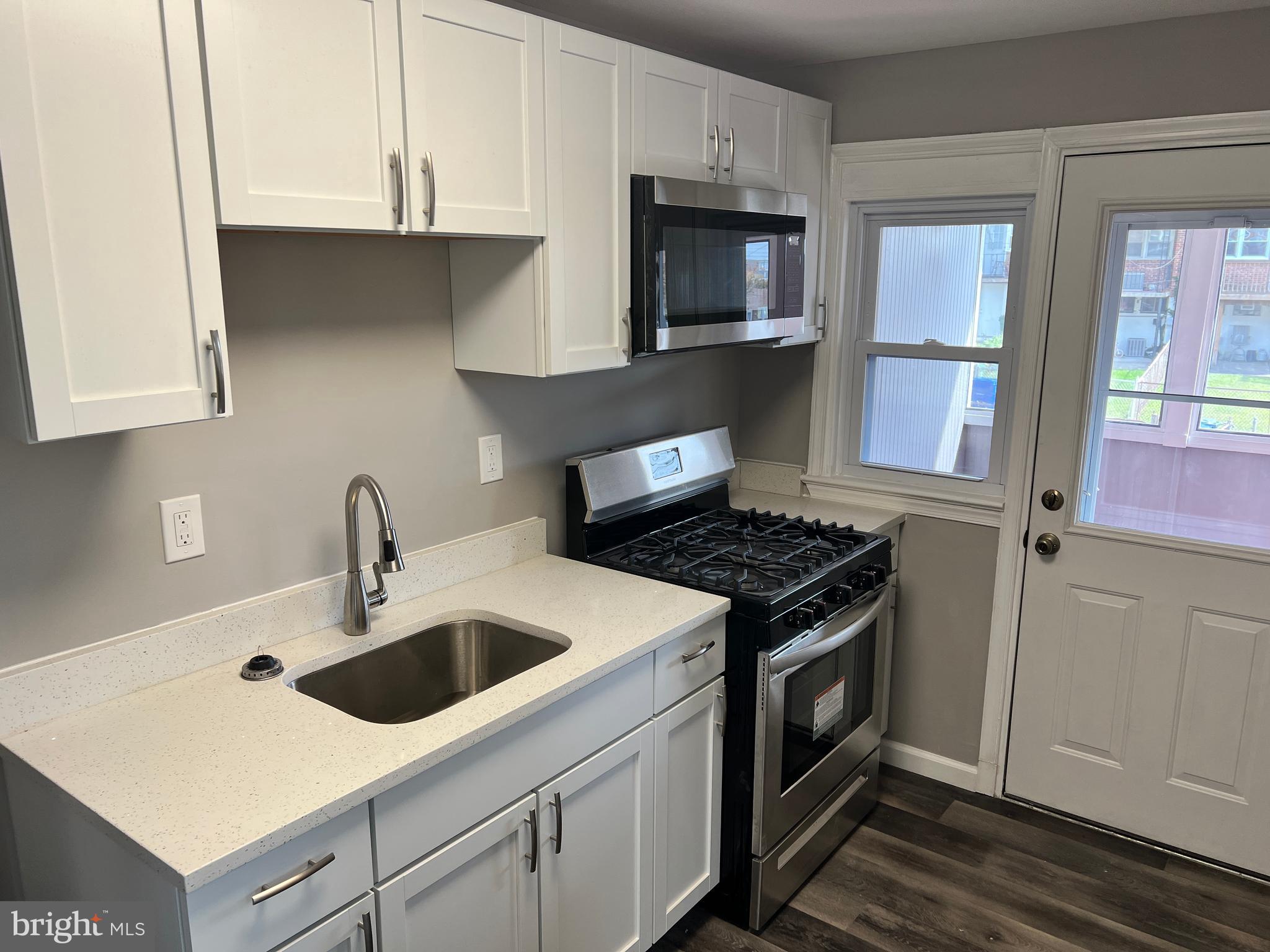 PARKSIDE - Residential