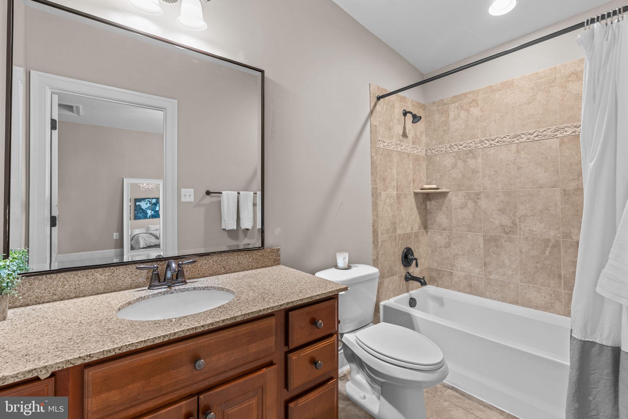 WALNUT GROVE - Residential