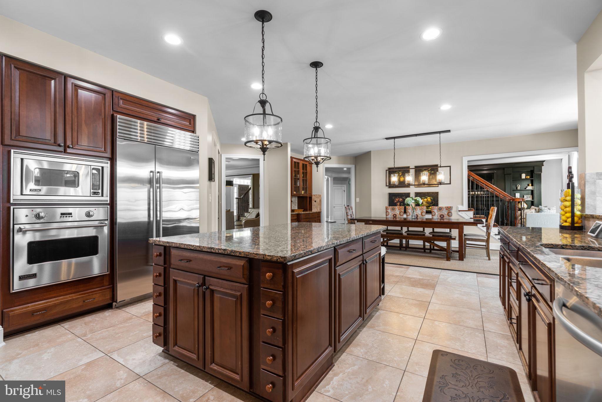 WALNUT GROVE - Residential