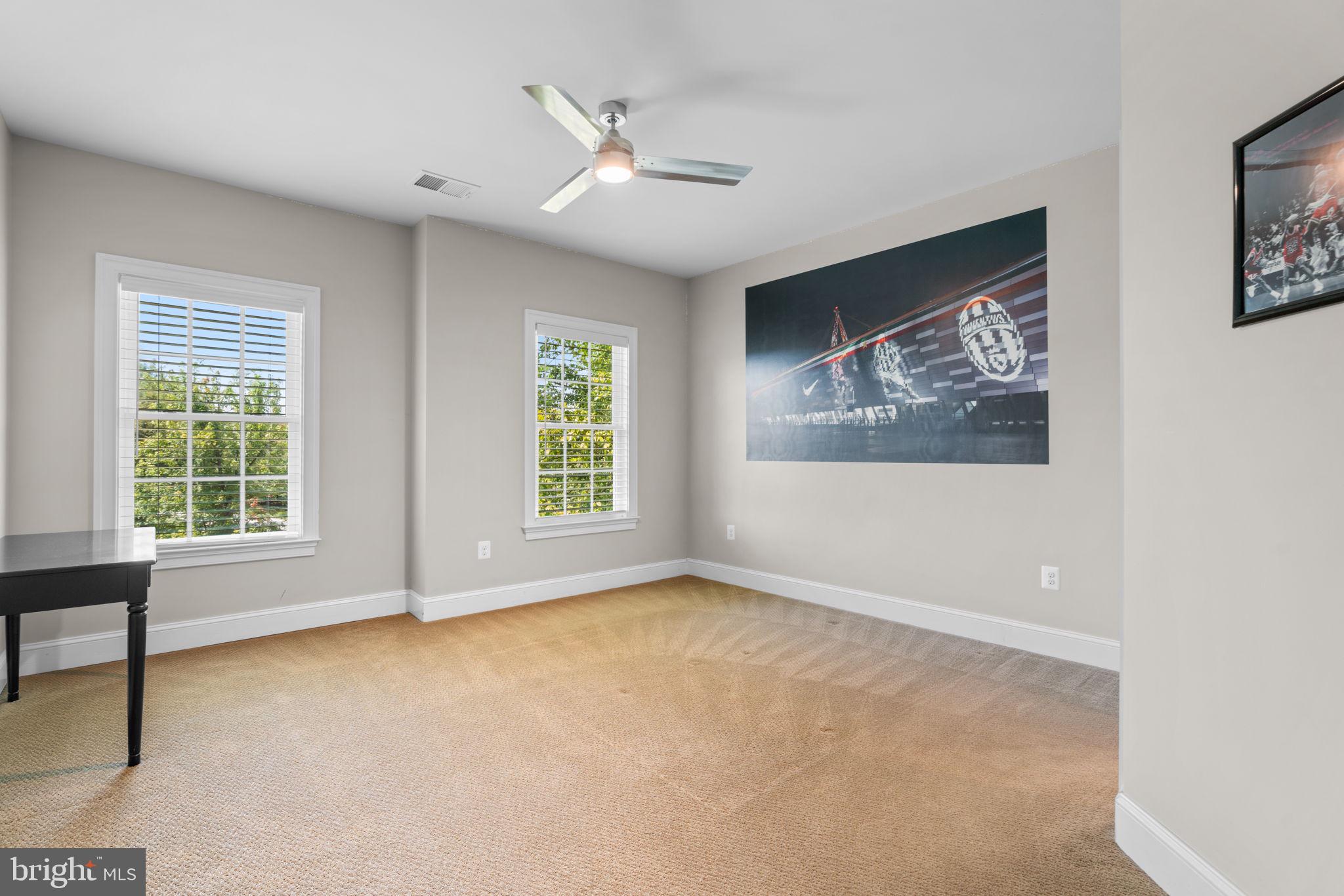 WALNUT GROVE - Residential