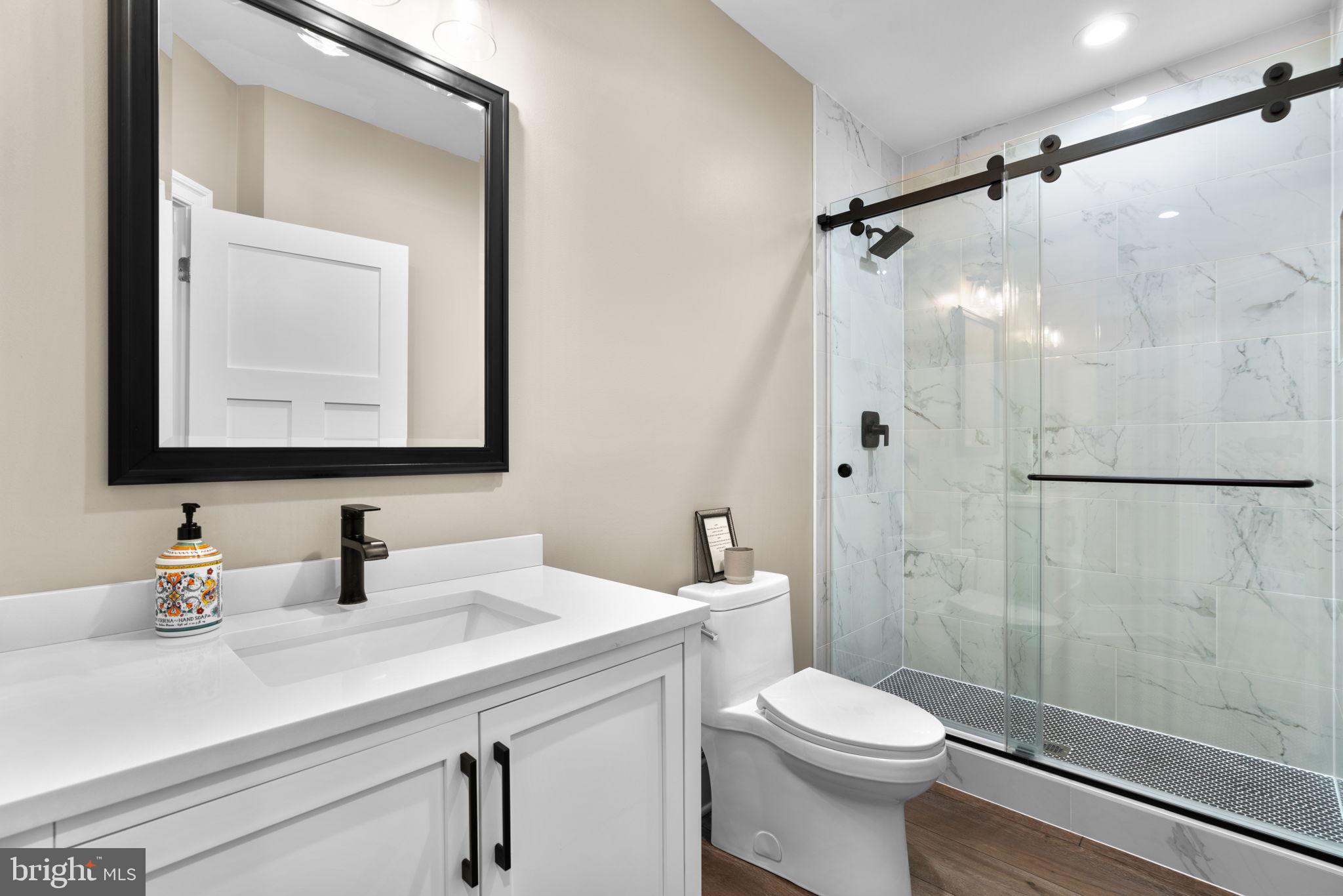 WALNUT GROVE - Residential