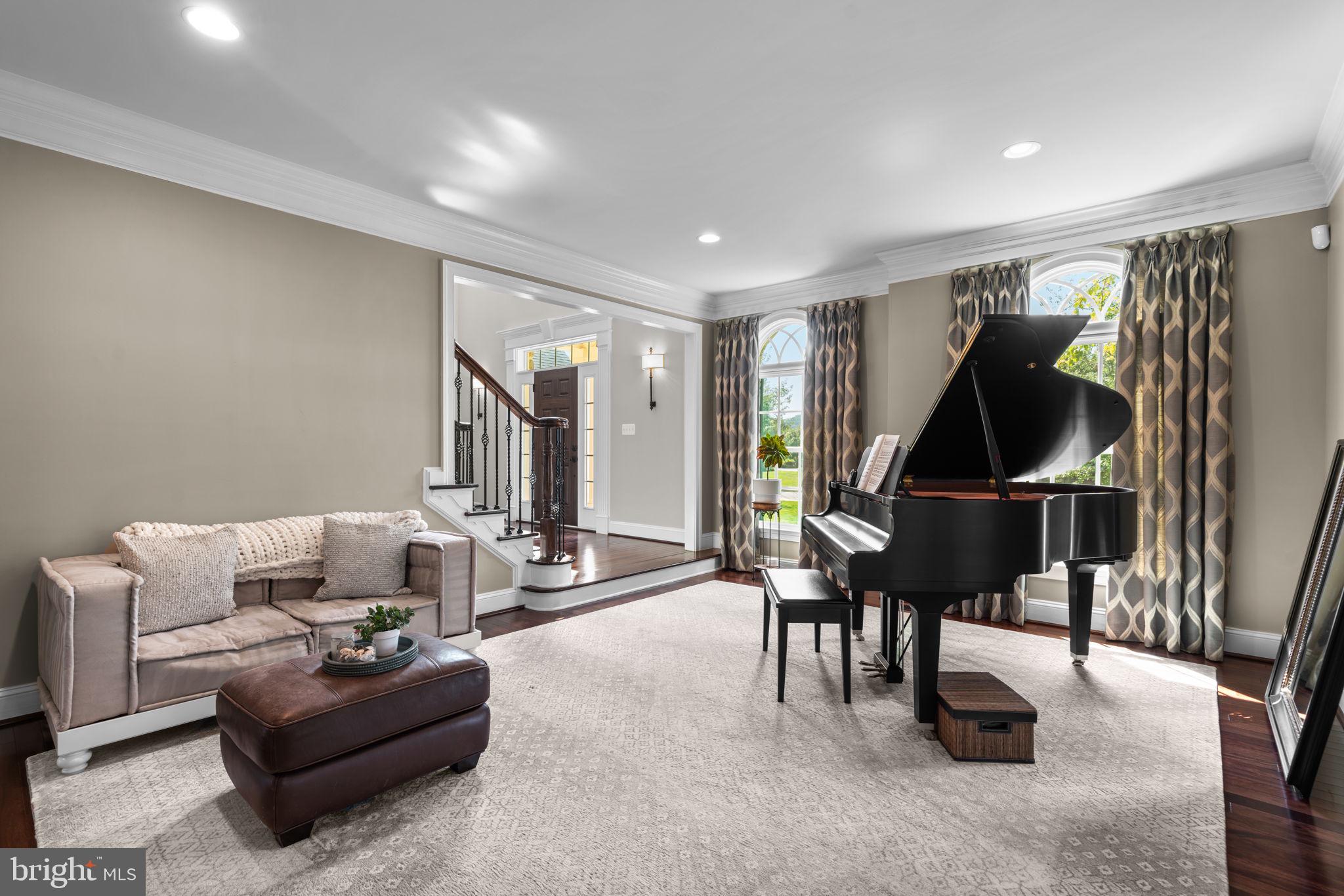 WALNUT GROVE - Residential