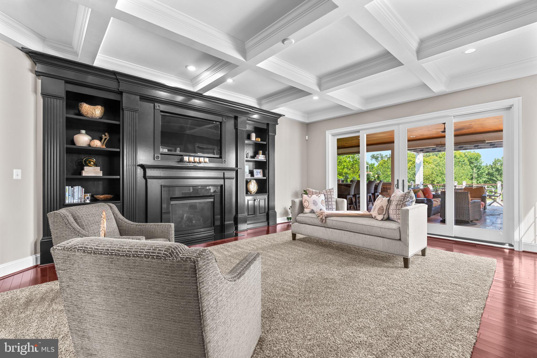 WALNUT GROVE - Residential