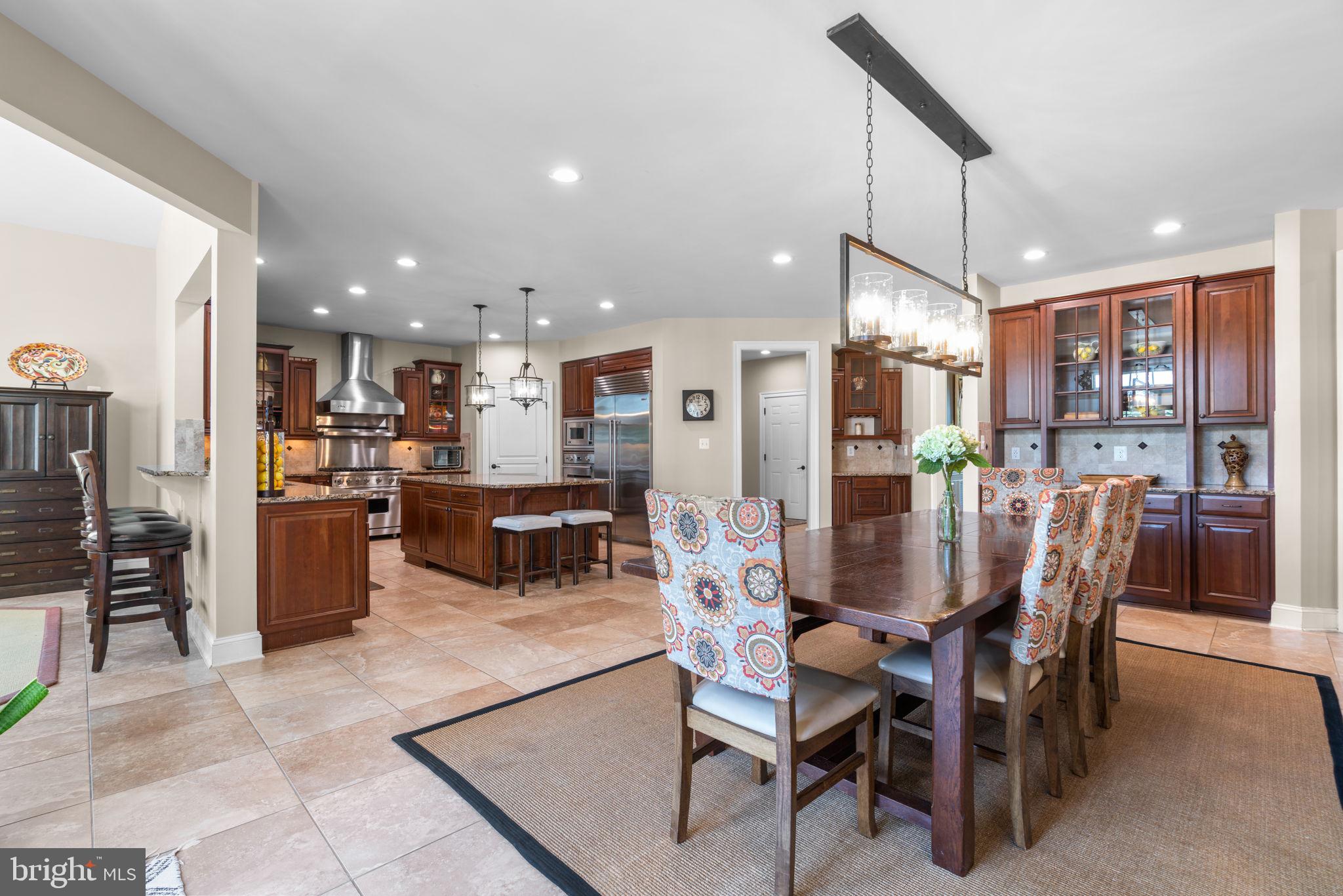 WALNUT GROVE - Residential