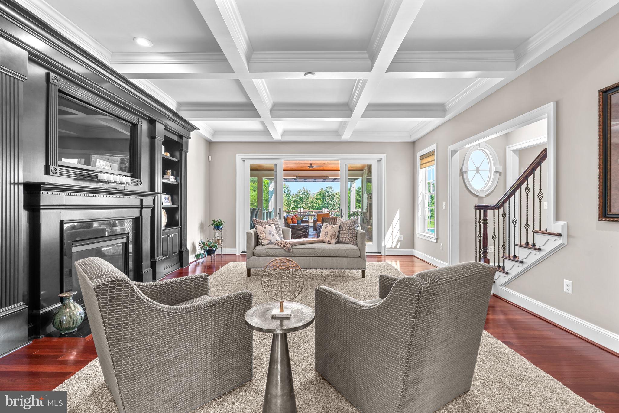 WALNUT GROVE - Residential