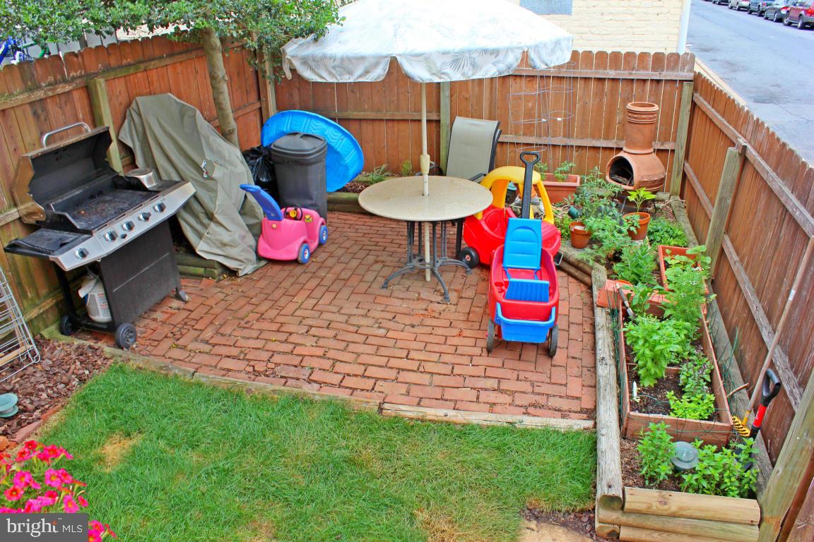 LANCASTER CITY WARD 6 - Residential