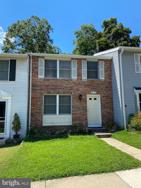 Townhouse For Rent - 8122 Parkdale Court<br/> SPRINGFIELD, VA 22153