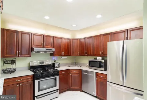 3 Rickard Court, Lawrenceville, NJ MLS: NJME2058474