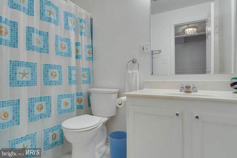 MOORINGS OF OCCOQUAN CON - Residential Lease