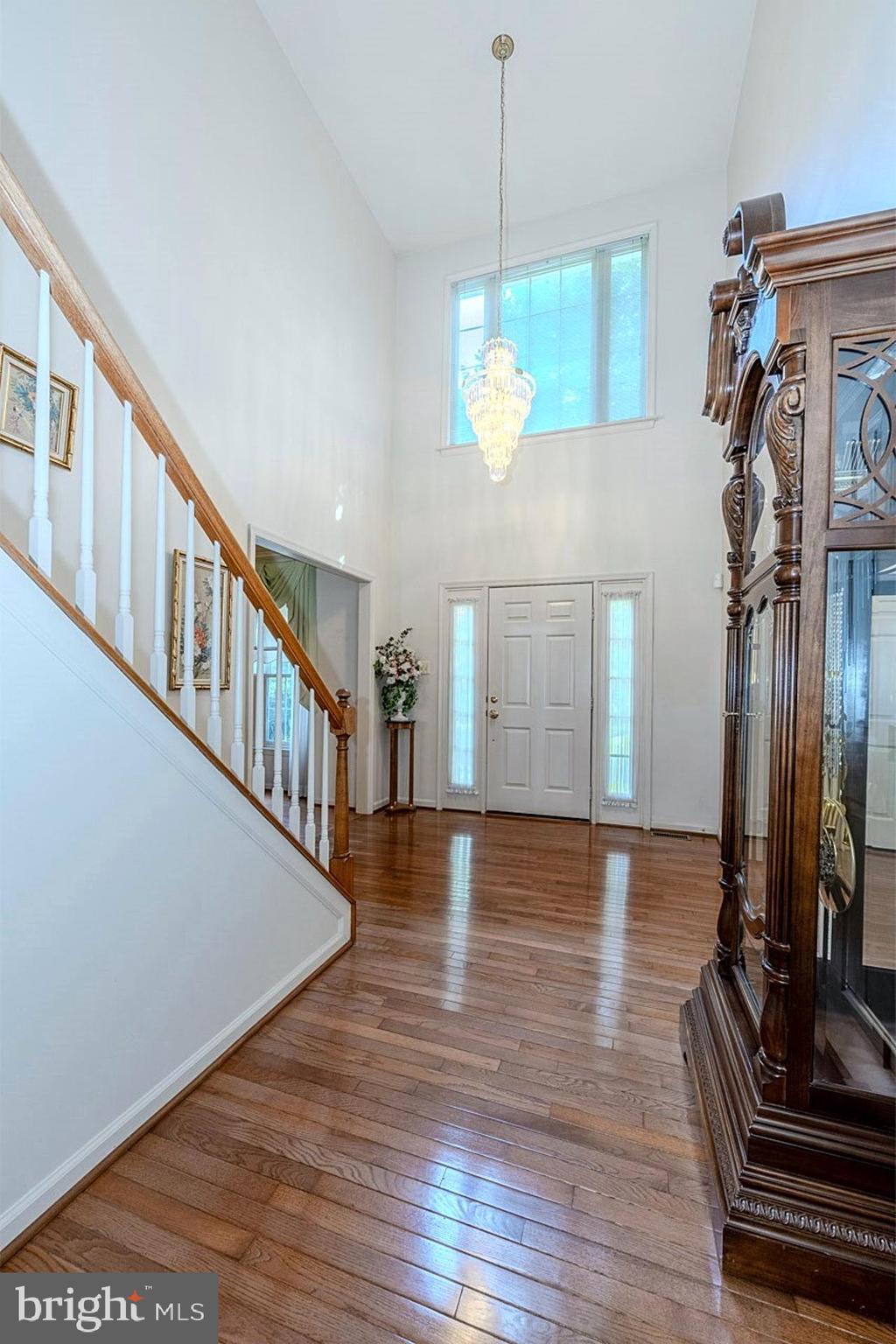 NAPLES MANOR - Residential