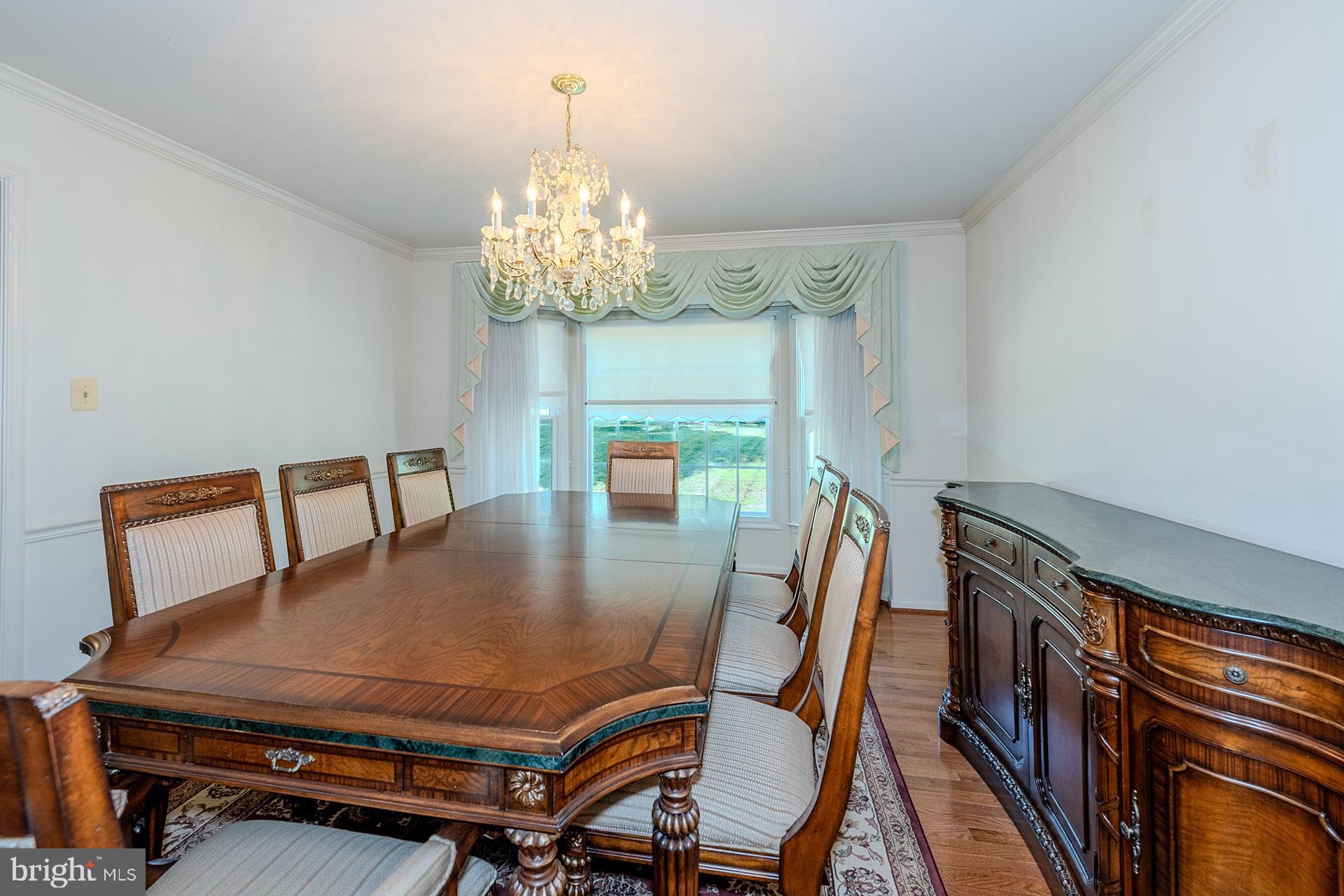 NAPLES MANOR - Residential