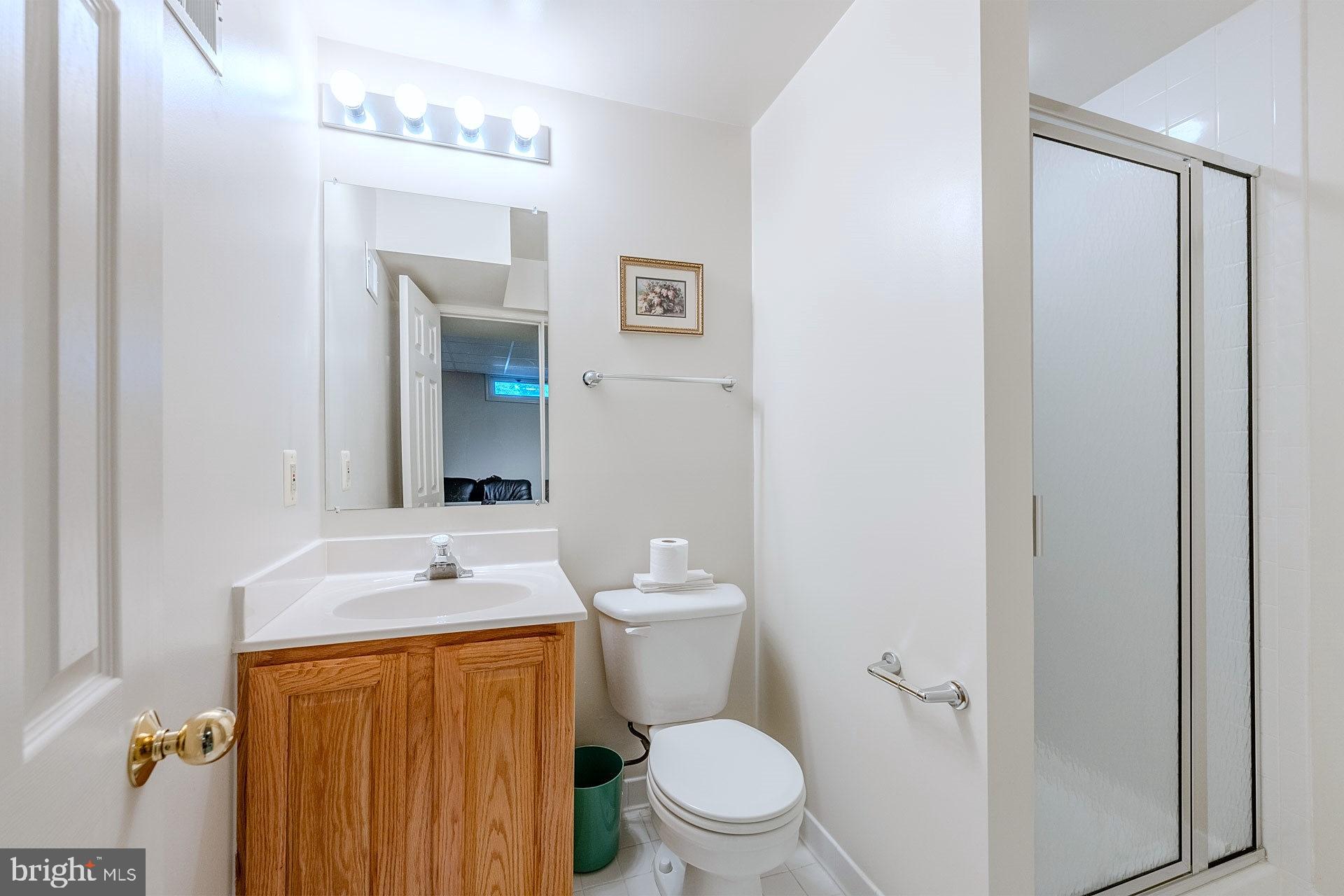 NAPLES MANOR - Residential