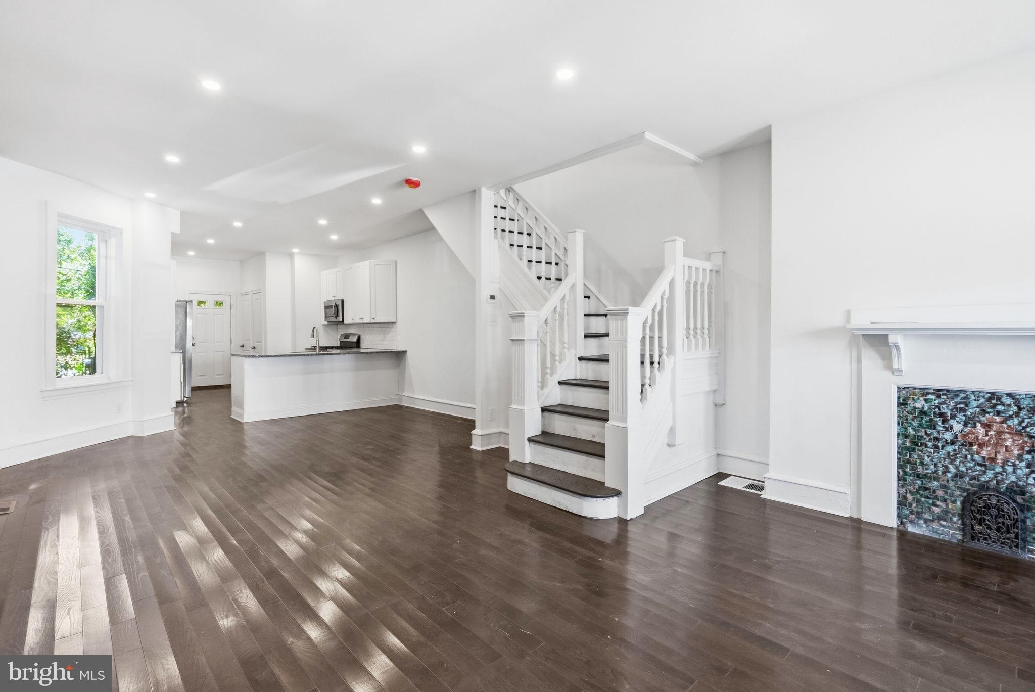 1348 S 52ND STREET