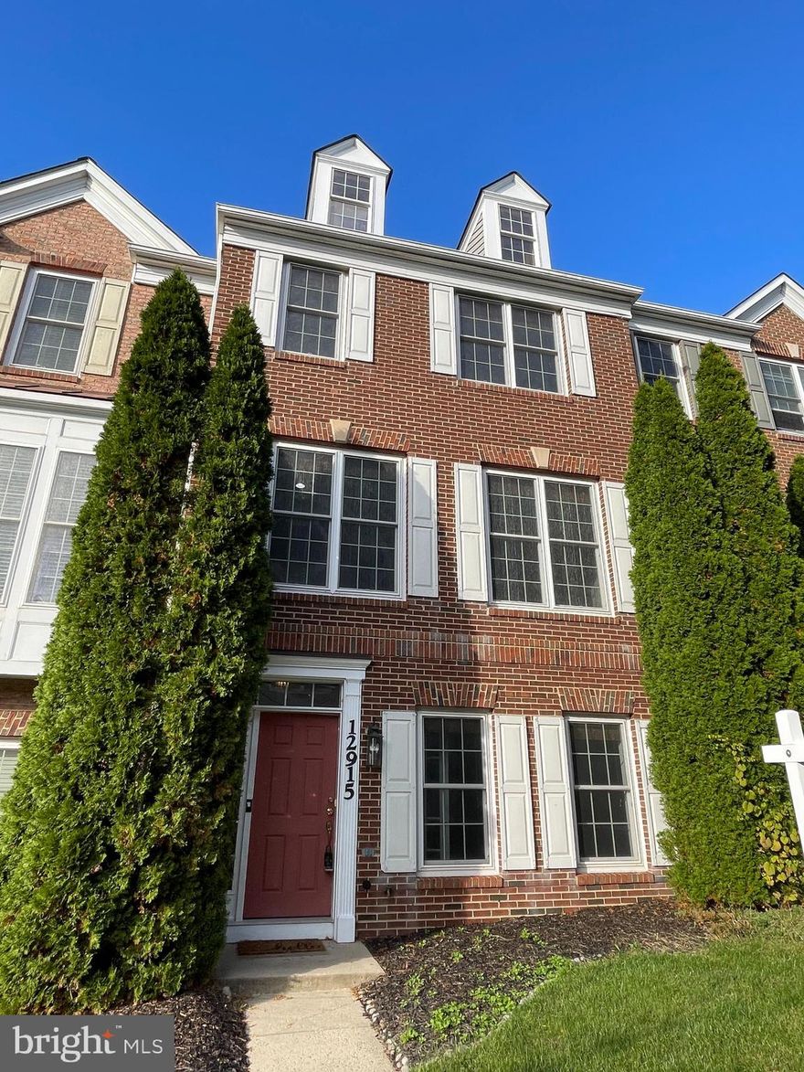 Just minutes from Black Hills Regional Park, Clarksburg Premium Outlets, I-270, and Milestone! This beautiful home is freshly painted and professionally cleaned, featuring gleaming hardwood floors throughout and a smart, open layout. New A/C (2023) and a fully permitted electric car charger in the garage: perfect for your eco-friendly vehicle!
The entry level offers a bright office/den with French doors and elegant crown molding, ideal for work or playplus convenient garage access and extra storage space. The second level is filled with natural light from front to back, showcasing a gourmet kitchen with 42” wood cabinetry, granite countertops, tile backsplash, gas range, and stainless steel appliances. Enjoy the two-sided gas fireplace from both the cozy living room and breakfast nook, and entertain in the formal dining room.
Upstairs, the primary suite features a tray ceiling, walk-in closet, and a spacious private bath with double sinks, soaking tub, separate shower, and water closet. Two additional generous bedrooms—all with hardwood floors—a full hall bath, and a laundry room complete this level.
Playground right across the street! Convenient to major commuter routes, shopping, and dining—just about an hour from Washington, DC and Baltimore. Two-year lease preferred