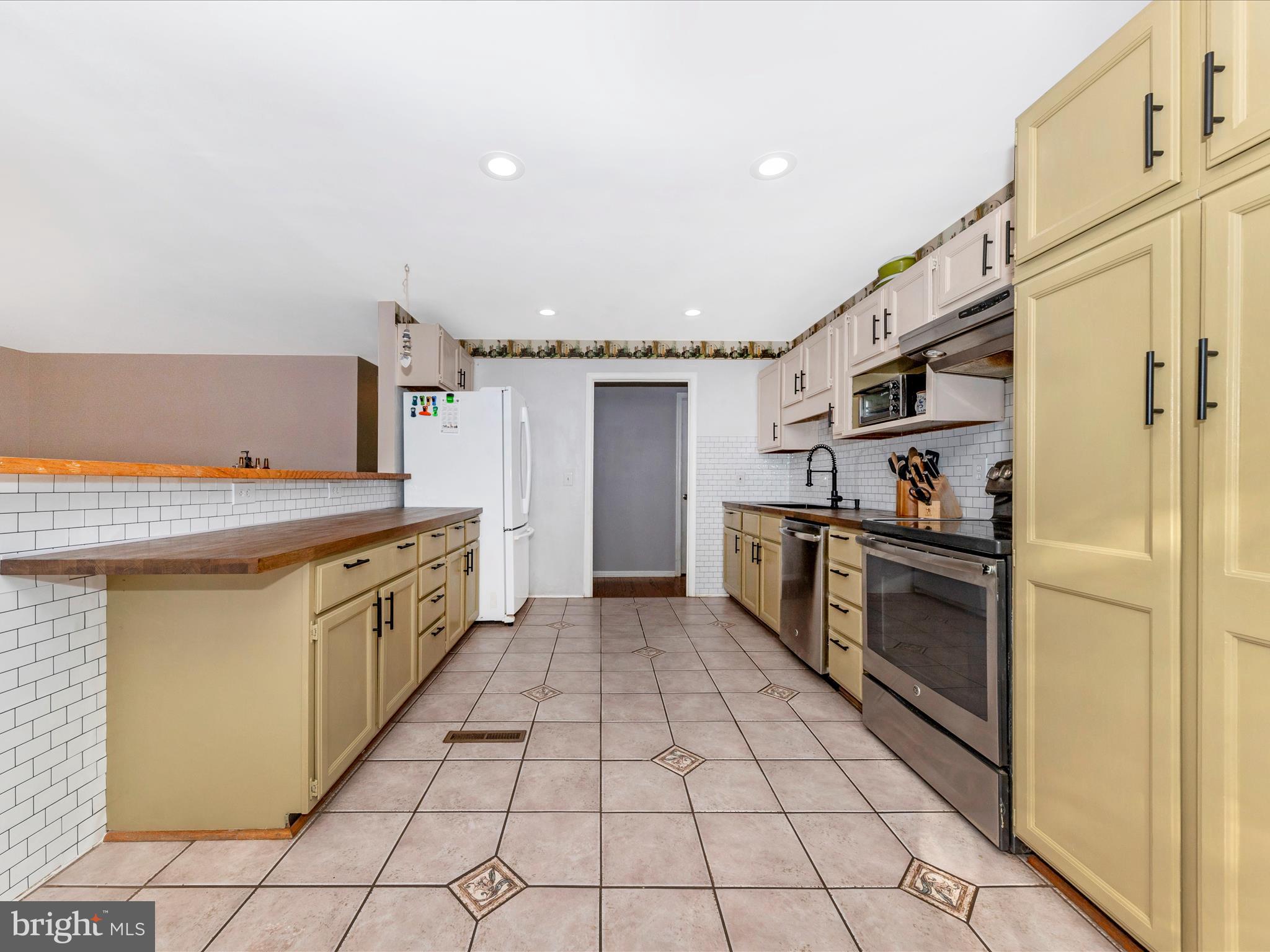 FOUNTAINDALE - Residential