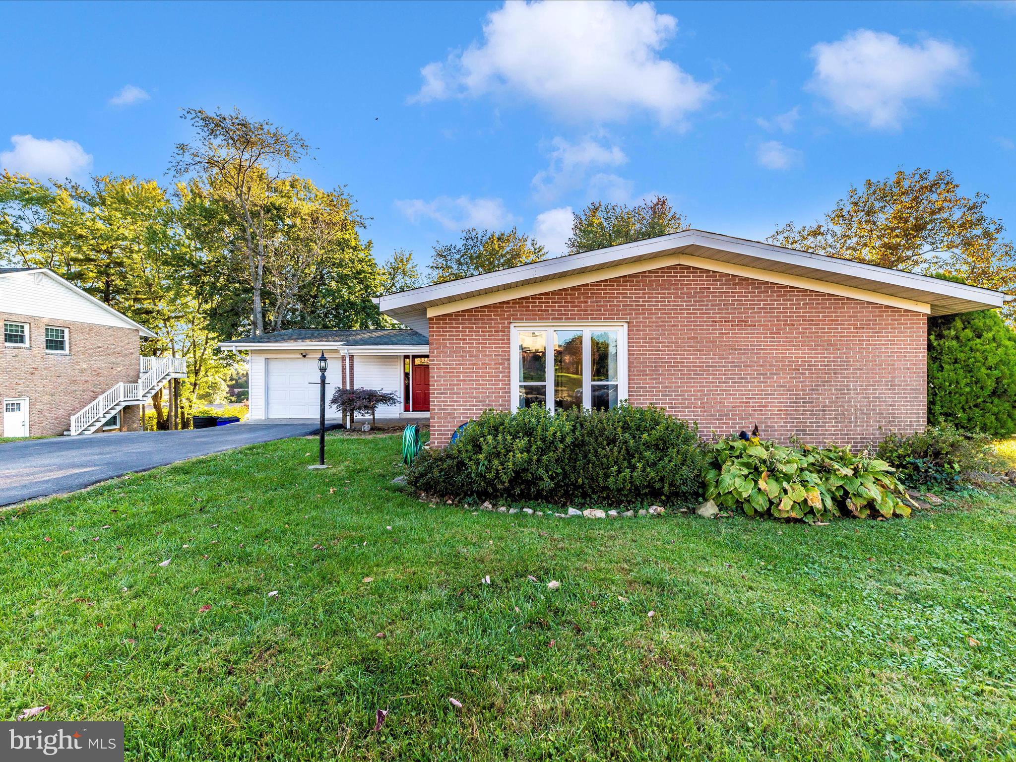 FOUNTAINDALE - Residential