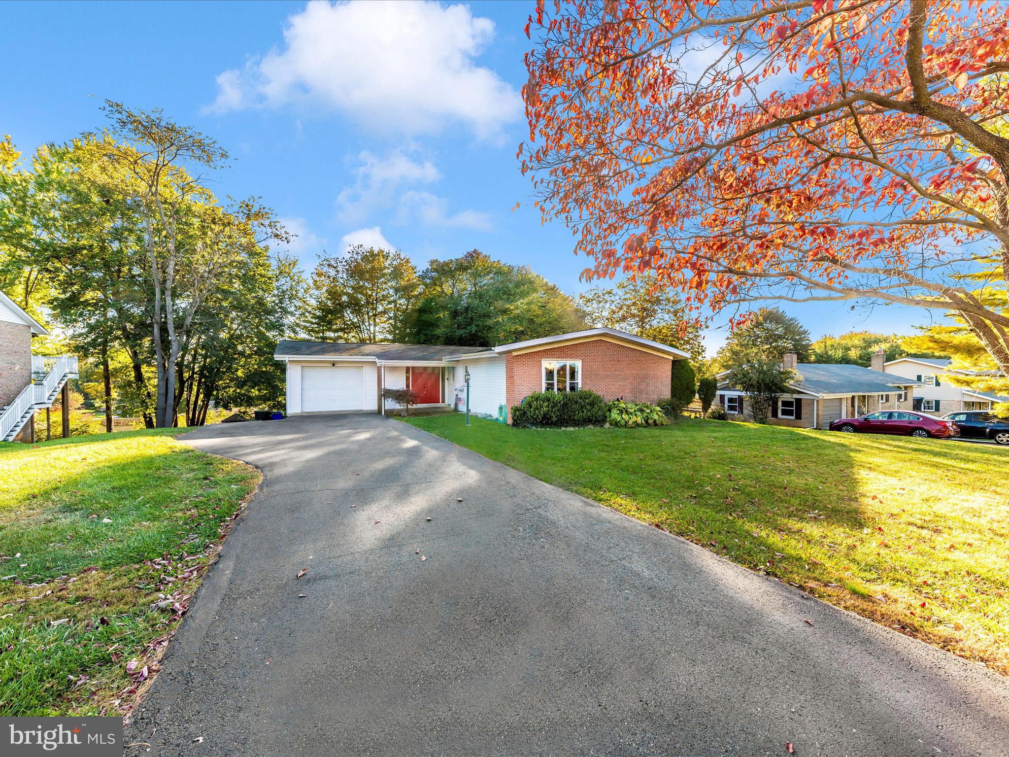 FOUNTAINDALE - Residential