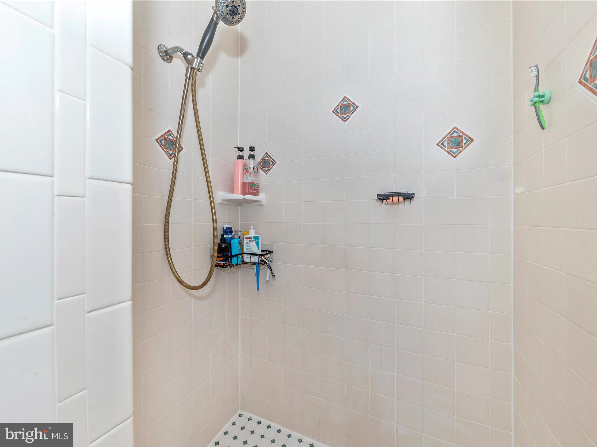 FOUNTAINDALE - Residential