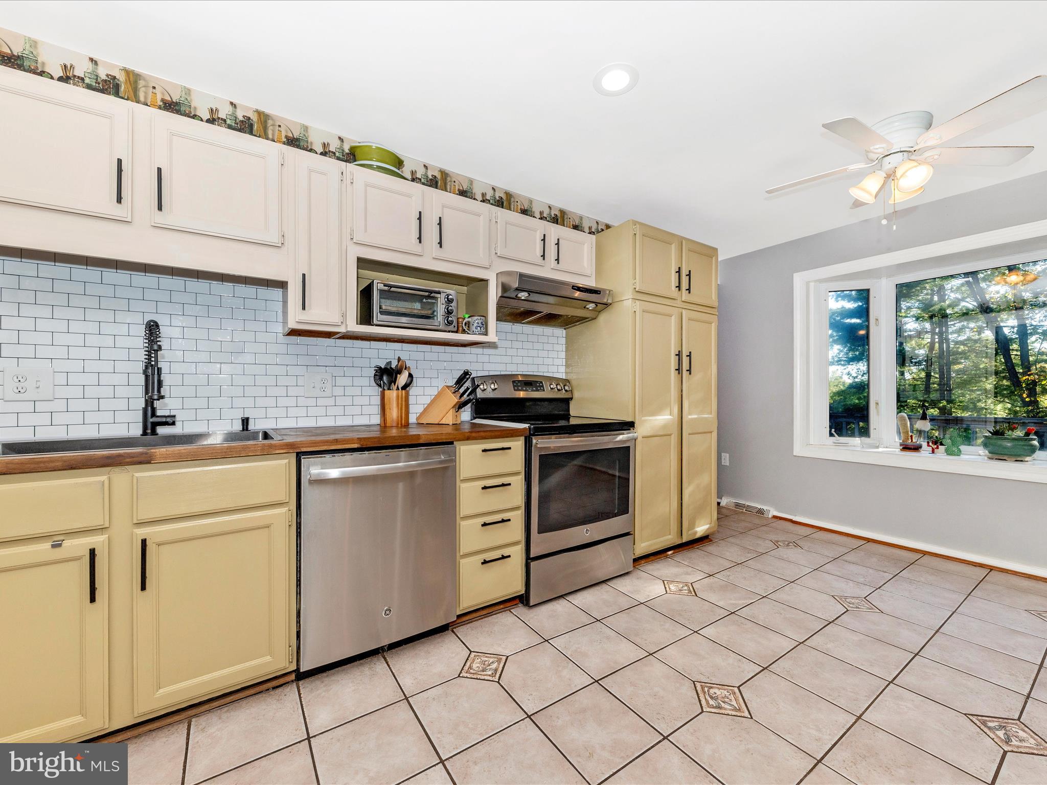 FOUNTAINDALE - Residential