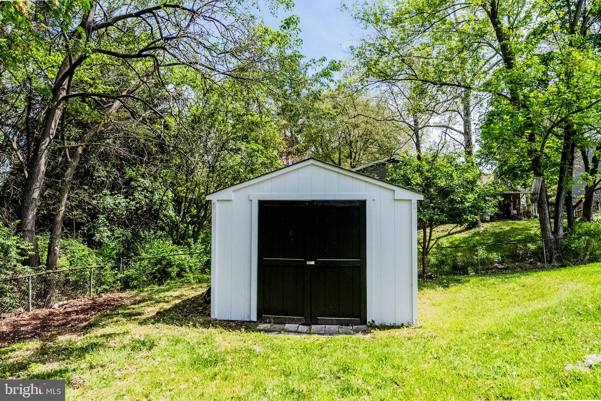 STERLING - Residential Lease