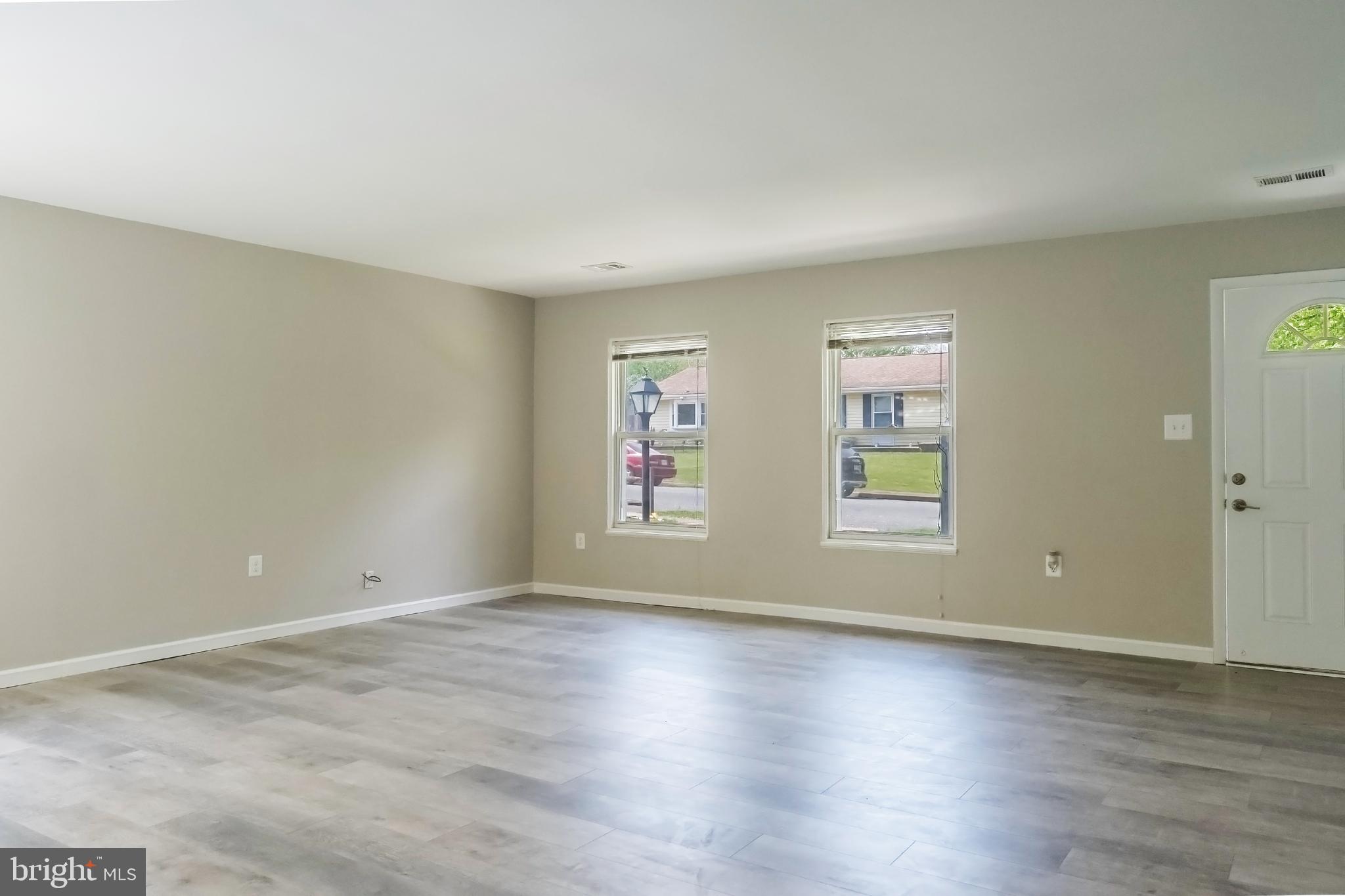 STERLING - Residential Lease