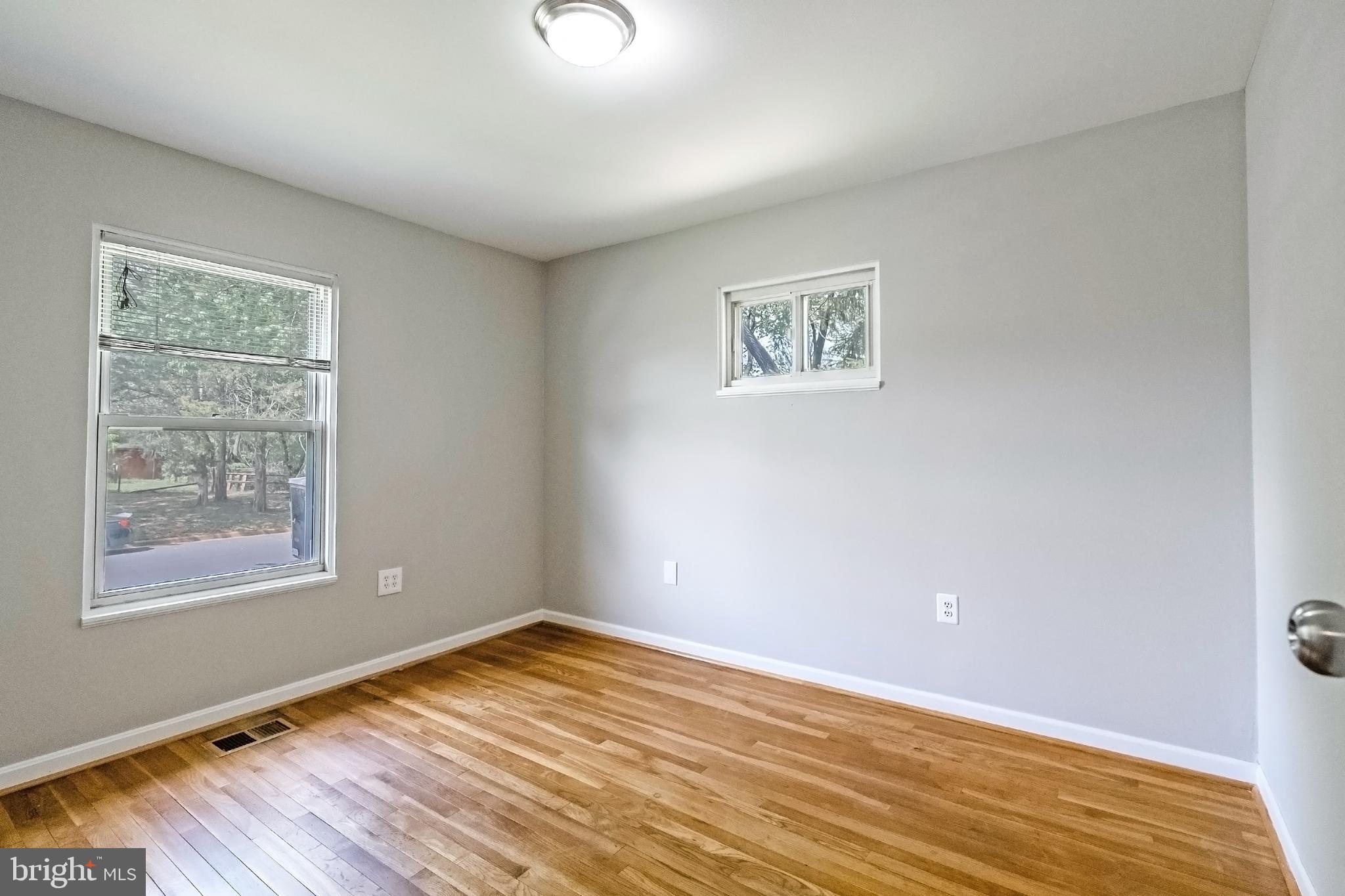 STERLING - Residential Lease