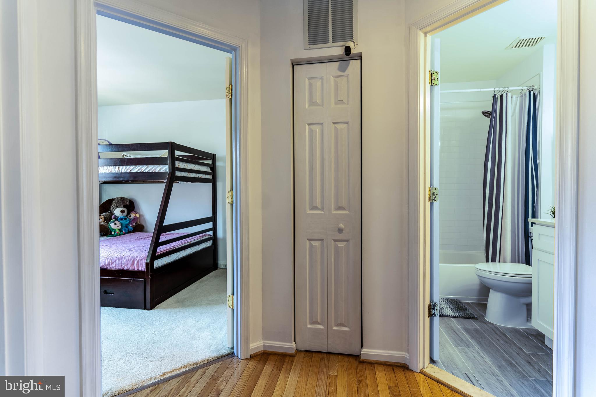 SOUTH RIDING - Residential