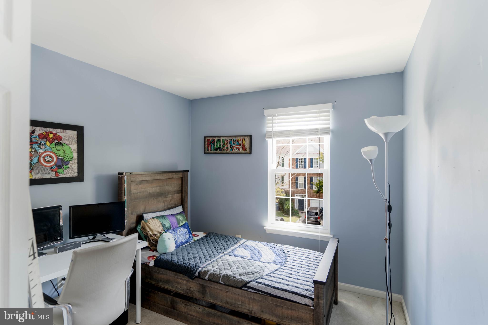 SOUTH RIDING - Residential