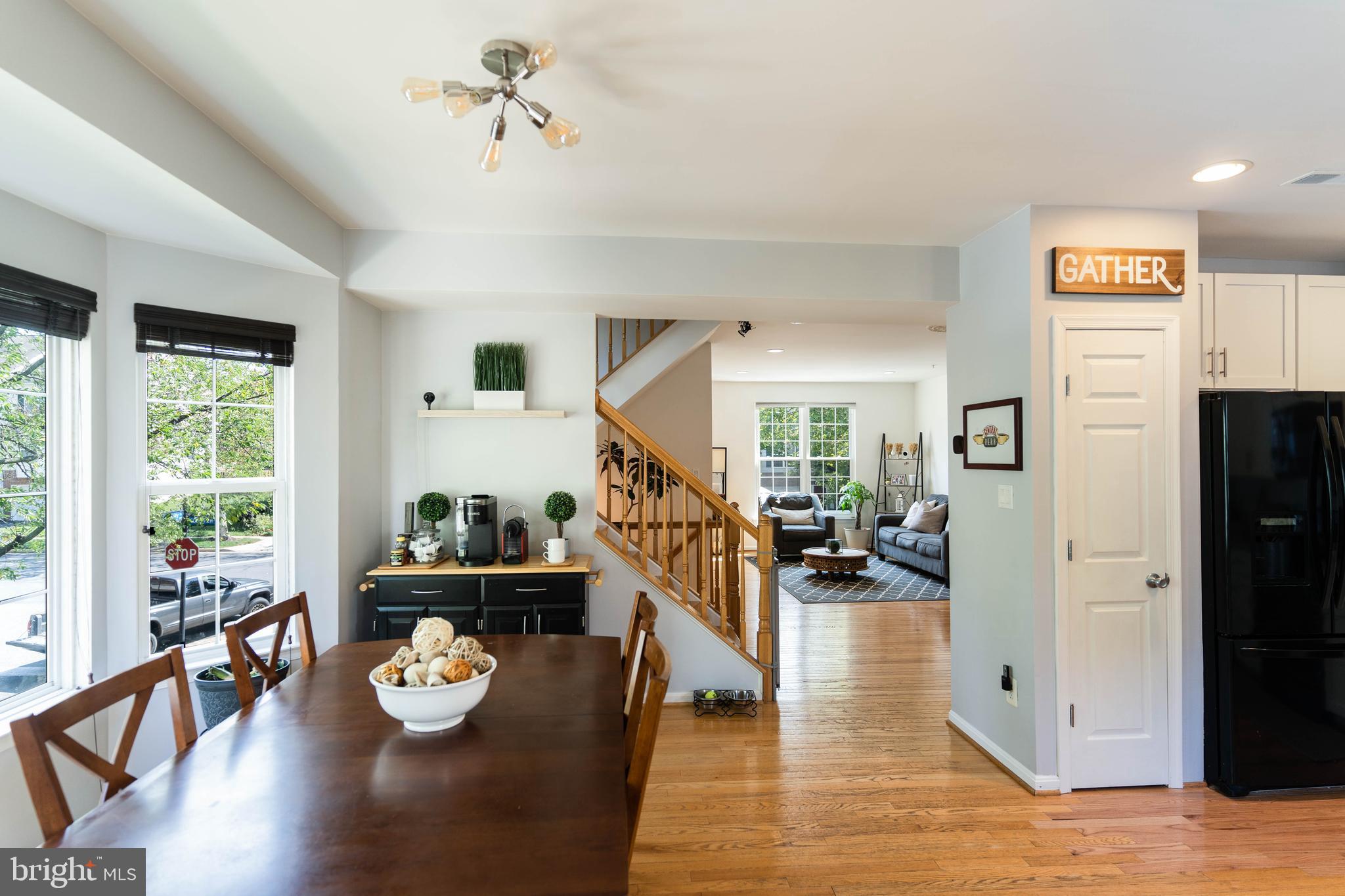 SOUTH RIDING - Residential