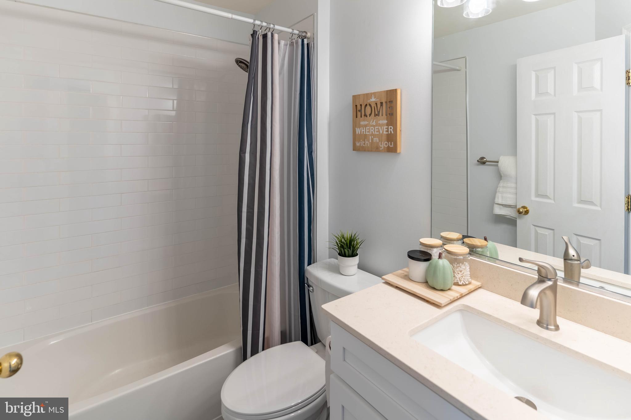 SOUTH RIDING - Residential