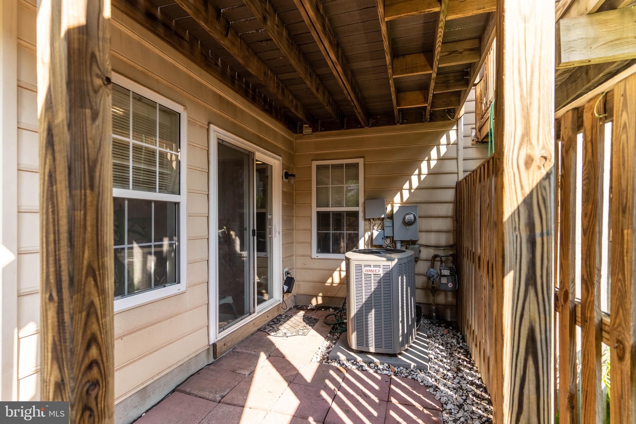 SOUTH RIDING - Residential