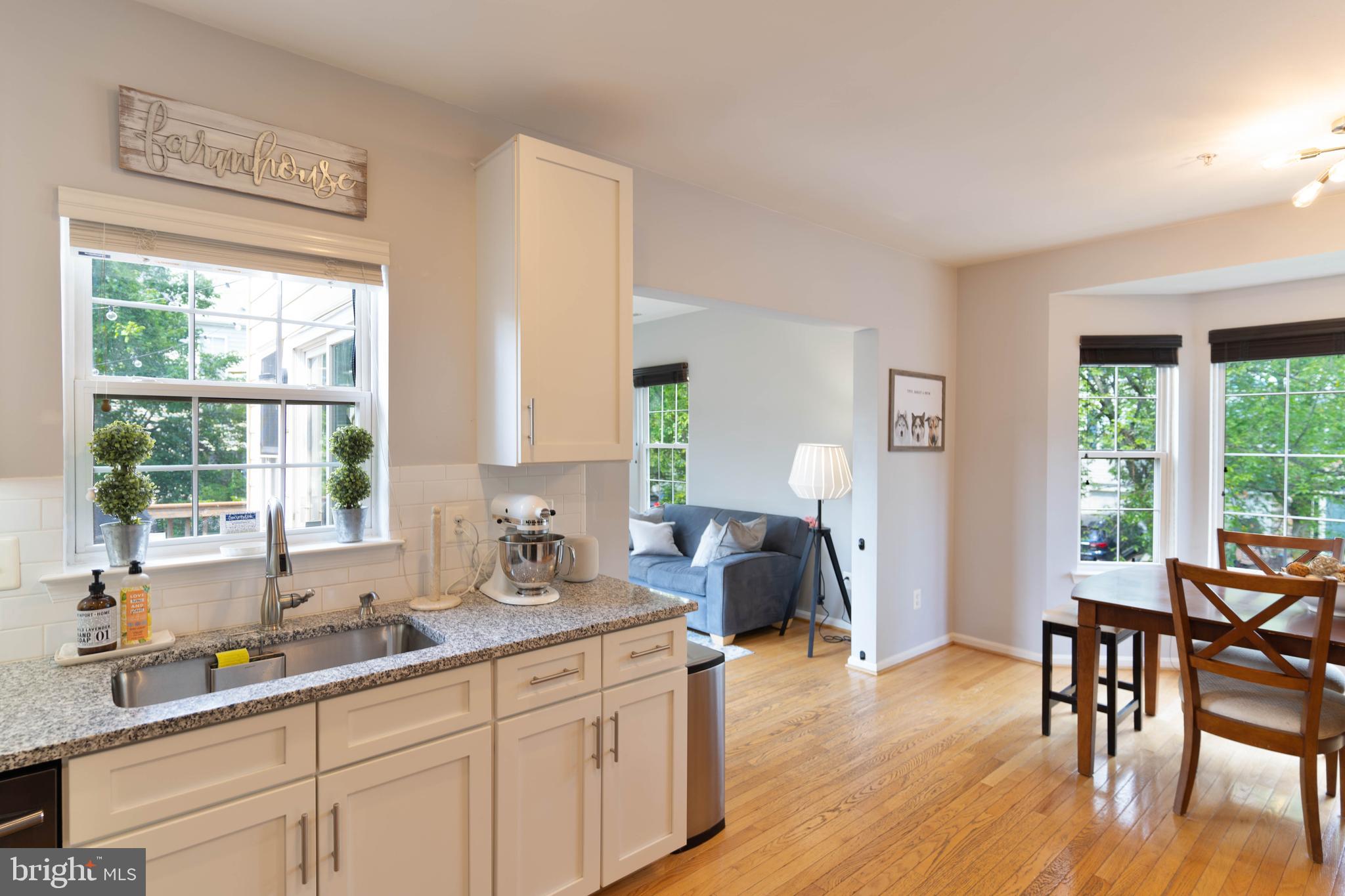 SOUTH RIDING - Residential