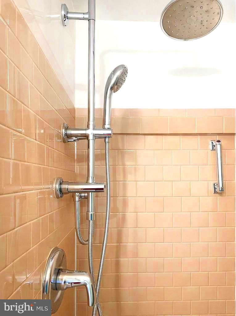 KENWOOD GARDENS - Residential