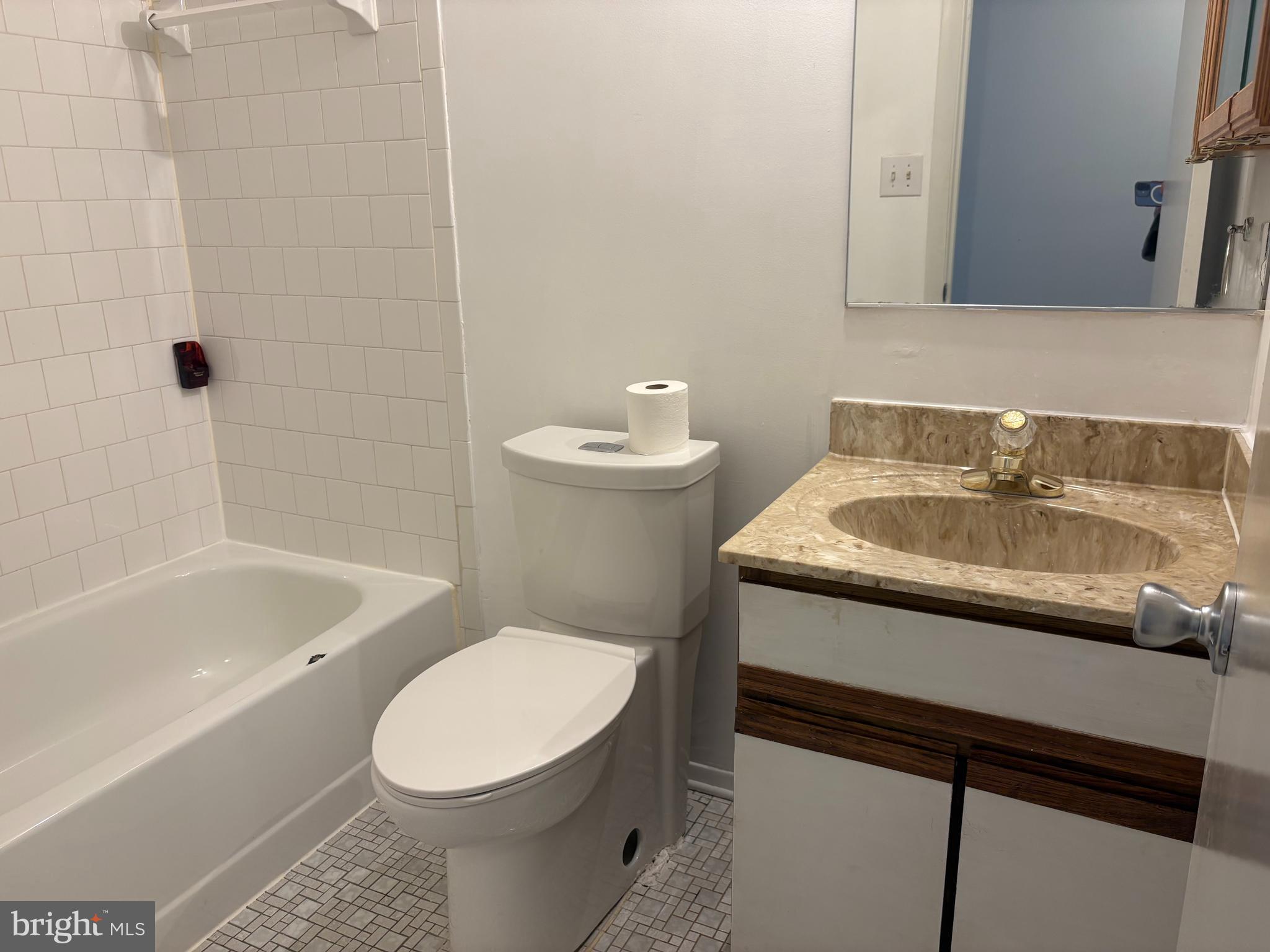 KENWOOD GARDENS - Residential