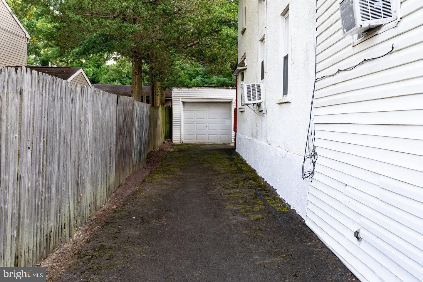 BRISTOL - Residential