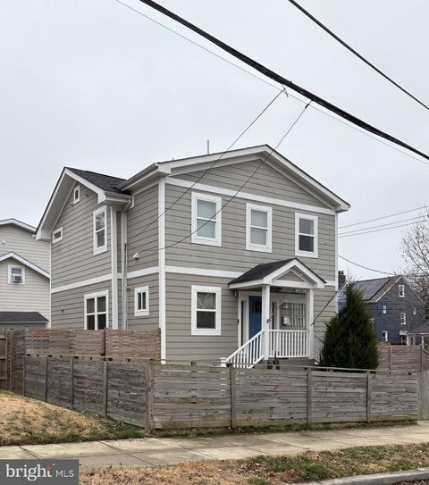 2201 TAYLOR STREET NE WASHINGTON DC 20018